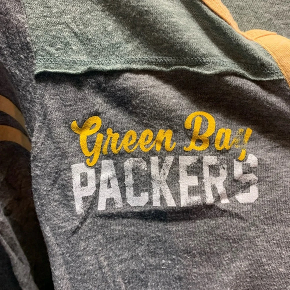 🏈Green Bay Packers 3/4 length sleeve t-shirt🏈 - Picture 3 of 6